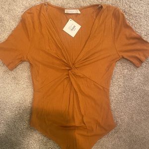 Lush Ribbed Twist Bodice Tank Bodysuit Carmel Brown V-neck Stretchy Womens Small